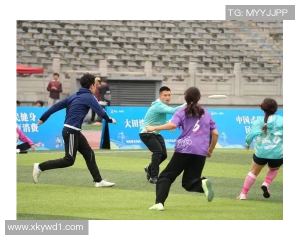 重庆飞盘队意识对比深度解析与战术启示探讨