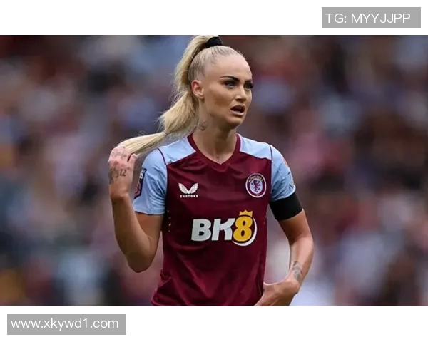 美女节目中的足球明星为何总是难以引起她们的关注与理解 美女节目中的足球明星为何总是难以引起她们的关注与理解